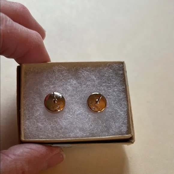 Chic Gold and Black Crystal Earrings - Picture 3 of 4